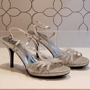 I Miller Beautiful Shoes Silver Glitter Formal Evening Heels Size 9